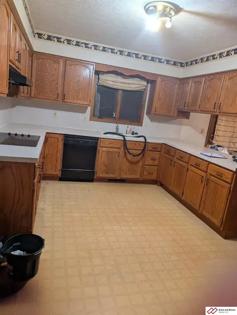 1725 N 14th St, Beatrice, NE 68310 photo 5