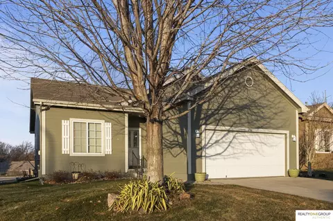 6514 N 143 St, Omaha, NE 68164