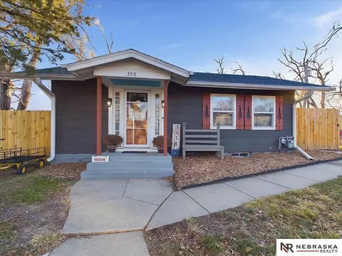 3518 S 51st St, Lincoln, NE 68506