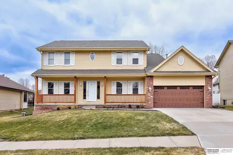 5001 N 136 St, Omaha, NE 68164