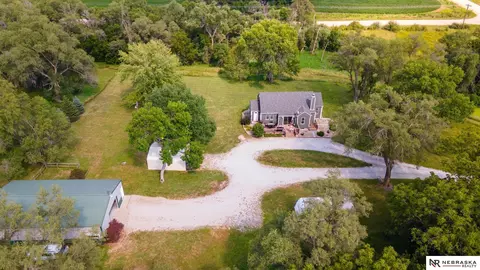 8500 W Davey Rd, Raymond, NE 68428