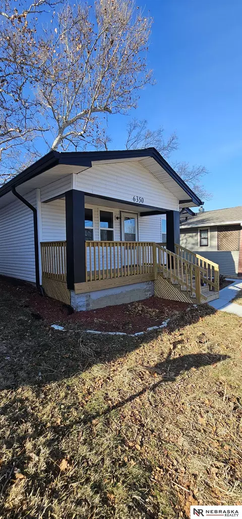 6350 N 33rd Ave, Omaha, NE 68111