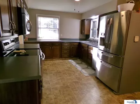 1302 Paddock Ln, Beatrice, NE 68310 photo 22