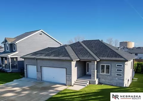 8850 S 80th St, Lincoln, NE 68516