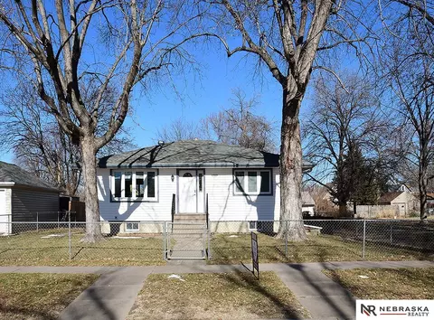 4312 Madison Ave, Lincoln, NE 68504