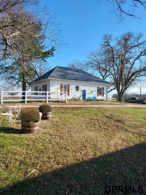 1872 G Rd, Unadilla, NE 68454