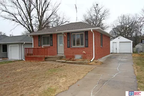 2131 S 57th St, Lincoln, NE 68506