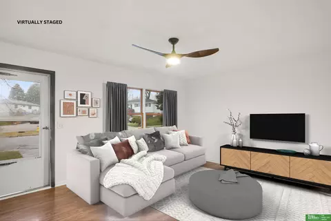 7405 Ava Ct, La Vista, NE 68128