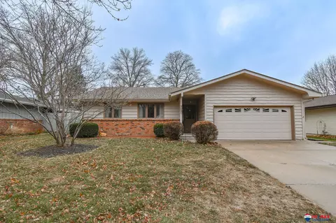 3821 Spruce St, Lincoln, NE 68516