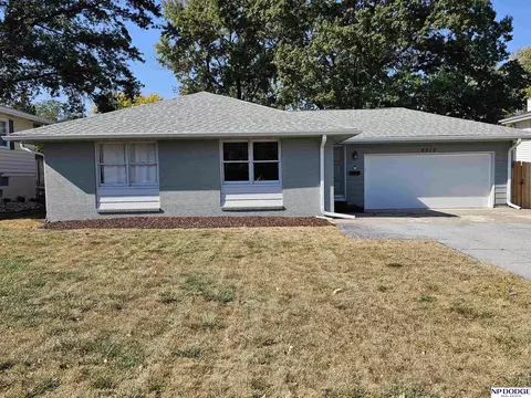4910 S 90 St, Omaha, NE 68127