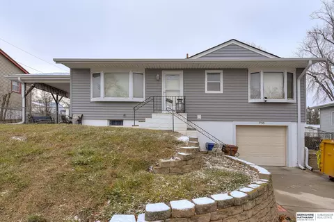 710 W 33rd Ave, Bellevue, NE 68005