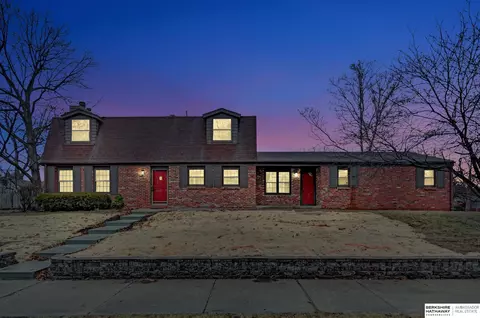 2241 Sheridan Blvd, Lincoln, NE 68502