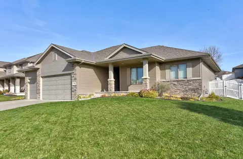 10209 S 124th Ave, Papillion, NE 68046