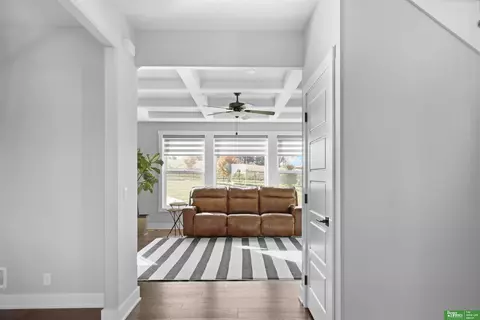 3969 George B Lake Pkwy, Elkhorn, NE 68022