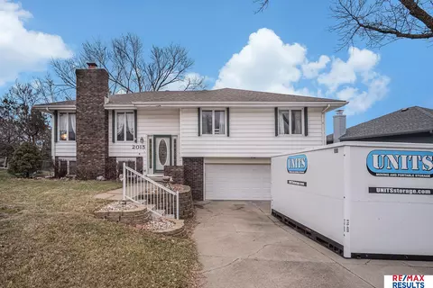 2015 S 163 Cir, Omaha, NE 68130