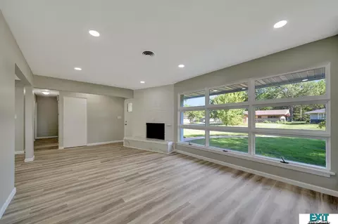 206 Florence Ave, Beatrice, NE 68310 photo 7