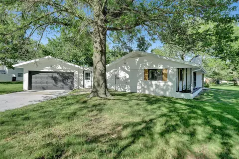 206 Florence Ave, Beatrice, NE 68310 photo 3