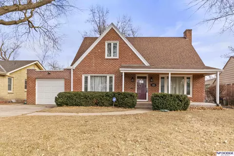1719 N 60 St, Omaha, NE 68104