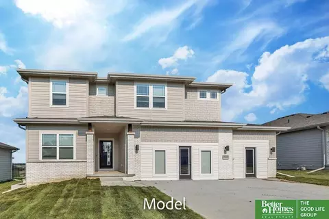 8613 N 177 St, Bennington, NE 68007