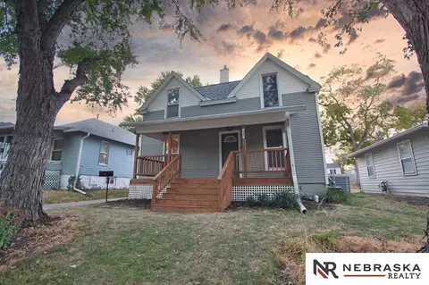 2907 S 12th St, Lincoln, NE 68502