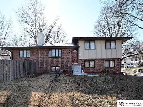 7101 Colfax Ave, Lincoln, NE 68507