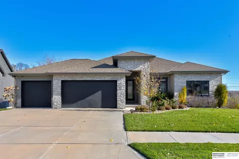 2105 N 188th Ave, Elkhorn, NE 68022