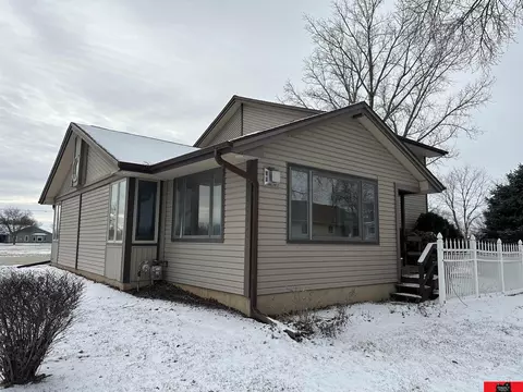 105 S 11th St, Scribner, NE 68057 photo 2