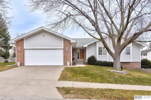 6312 S 156th Ave, Omaha, NE 68135