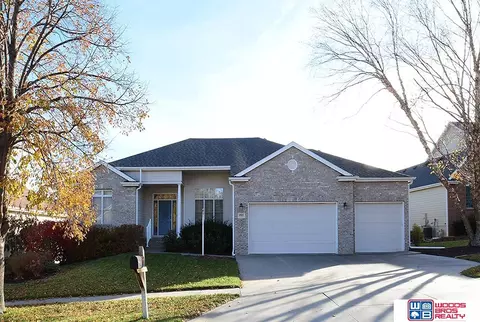 4910 Thomasbrook Ln, Lincoln, NE 68516