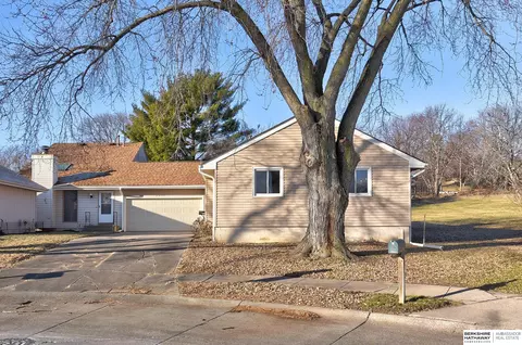 2348 N 120 Avenue Cir, Omaha, NE 68164