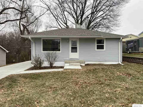1609 Valley St, Plattsmouth, NE 68048
