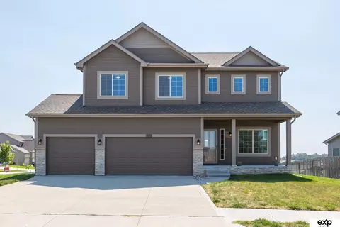 16303 Girard St, Bennington, NE 68007
