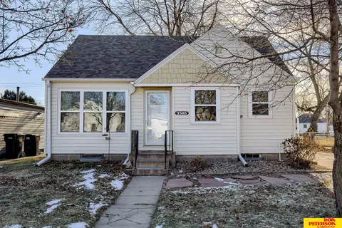 1505 E 5th St, Fremont, NE 68025