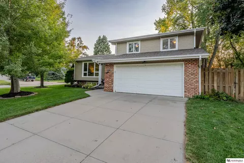 2206 N 131st St, Omaha, NE 68164
