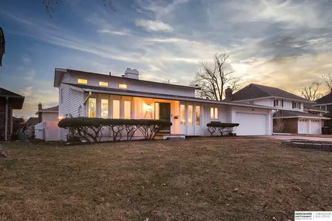 13435 Cedar St, Omaha, NE 68144