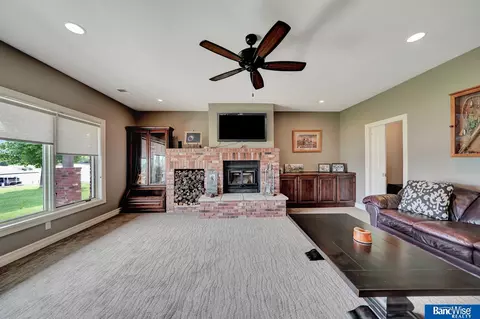 548 Sandy Pointe Pl, Ashland, NE 68003 photo 10