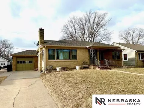 1929 N Park Ave, Fremont, NE 68025