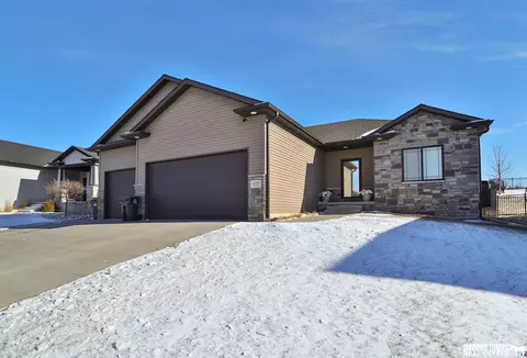 1239 W Lander Dr, Lincoln, NE 68521