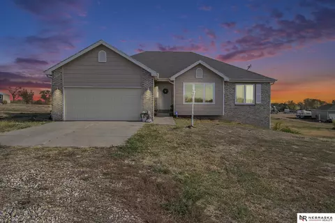 5940 Kiowa Rd, Crete, NE 68333
