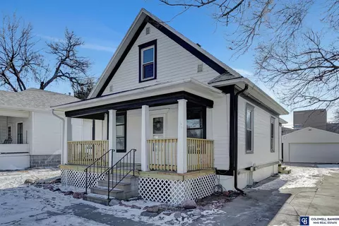 3275 Potter St, Lincoln, NE 68503