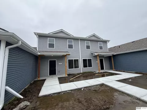 2175 N Aaron Way, Fremont, NE 68025