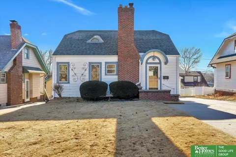 4509 Walnut St, Omaha, NE 68105