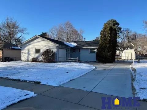 1116 Cold Springs Rd, Lincoln, NE 68512