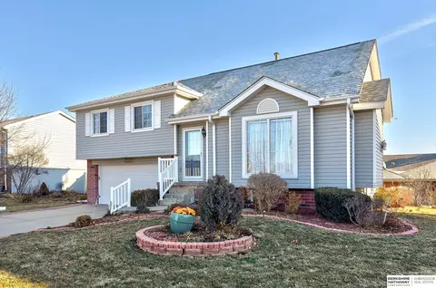 14503 S 31st St, Bellevue, NE 68123