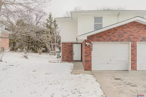3540-3542 T St, Lincoln, NE 68503