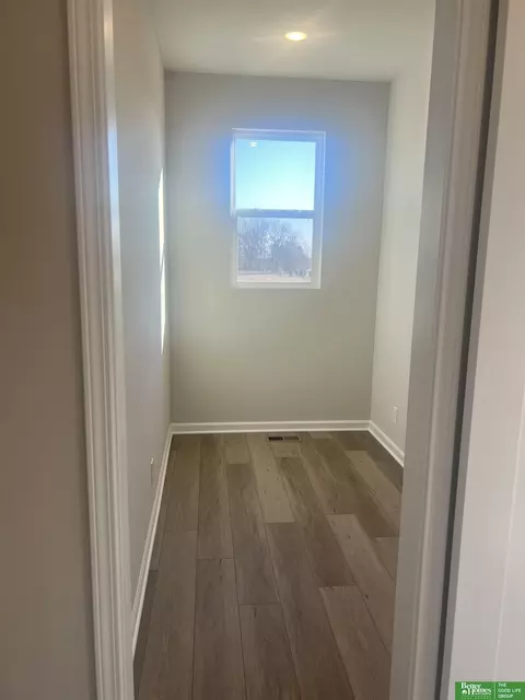 17609 Willit St, Bennington, NE 68007 photo 9