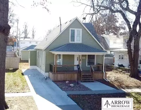1111 Peach St, Lincoln, NE 68502