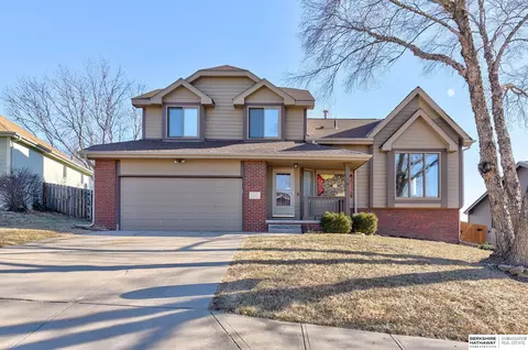 12111 N 159th St, Bennington, NE 68007