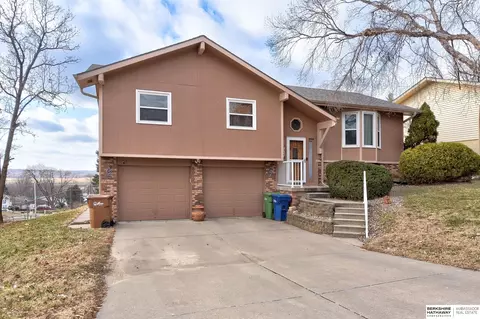 7314 S 49 Ave, Omaha, NE 68157