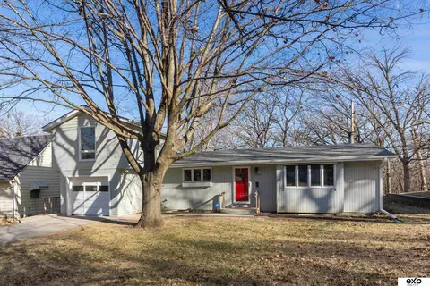 5101 S 79th Ave, Ralston, NE 68127